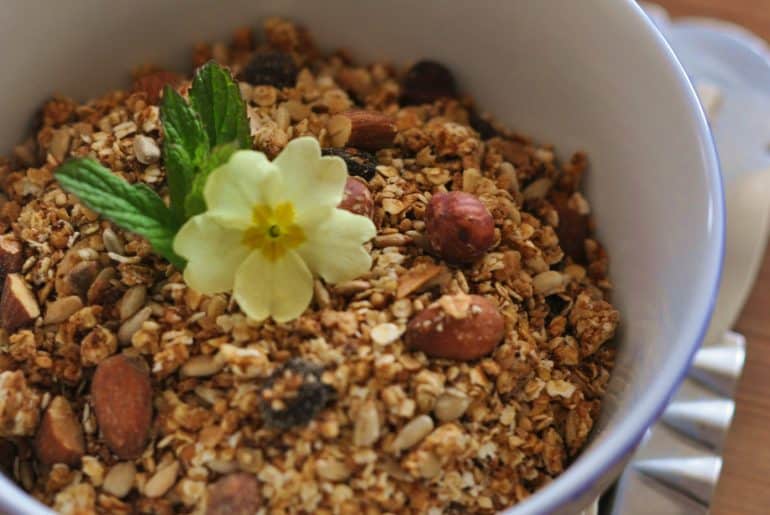 Faça em casa: Granola