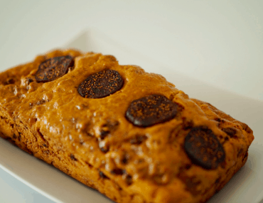 BOLO CAKE FIGO QUEIJO DE CABRA