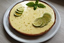 Torta de limão e manjericão